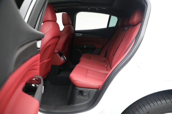 New 2023 Maserati Grecale Modena for sale $85,497 at Bentley Greenwich in Greenwich CT 06830 16