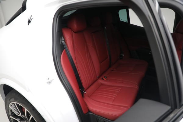 New 2023 Maserati Grecale Modena for sale $85,497 at Bentley Greenwich in Greenwich CT 06830 21