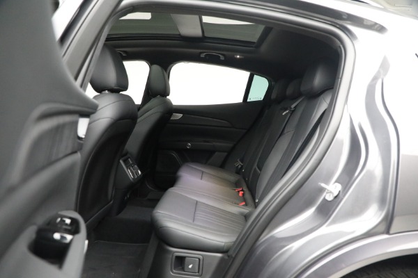 New 2023 Maserati Grecale Modena for sale $76,195 at Bentley Greenwich in Greenwich CT 06830 16