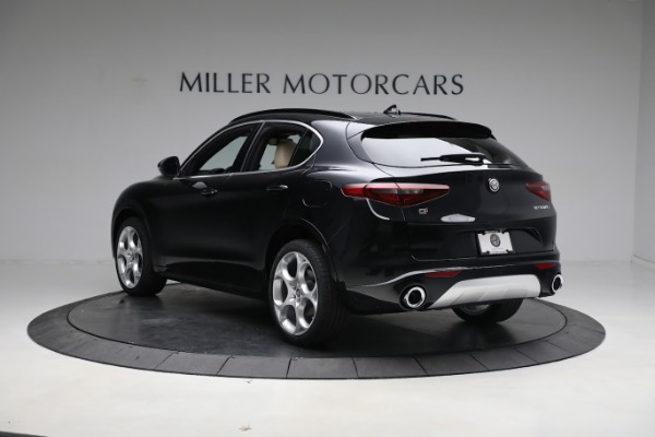 New 2023 Alfa Romeo Stelvio Ti Lusso for sale Sold at Bentley Greenwich in Greenwich CT 06830 5