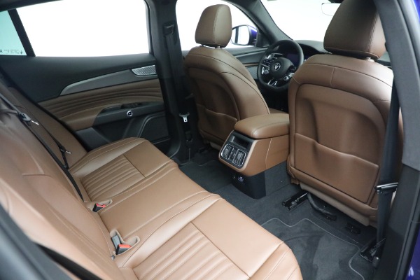 New 2023 Maserati Grecale GT for sale $73,597 at Bentley Greenwich in Greenwich CT 06830 16