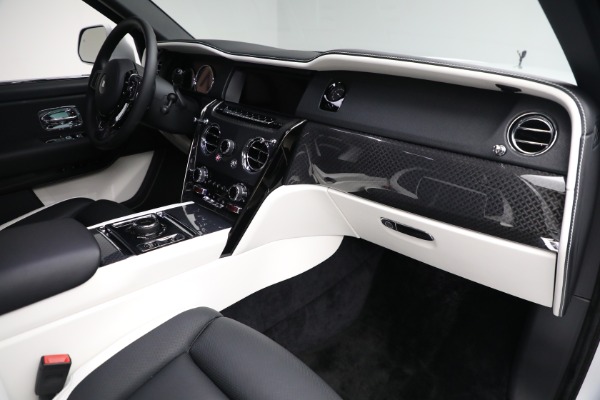 Used 2022 Rolls-Royce Black Badge Cullinan for sale $399,900 at Bentley Greenwich in Greenwich CT 06830 26
