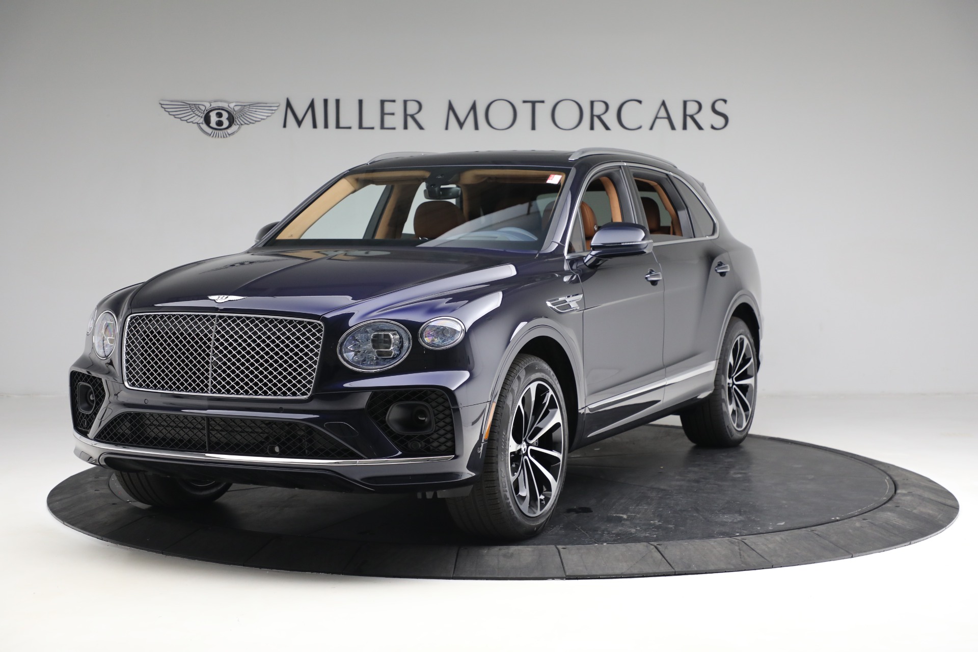 New 2023 Bentley Bentayga V8 for sale Sold at Bentley Greenwich in Greenwich CT 06830 1