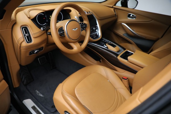 Used 2022 Aston Martin DBX for sale $169,900 at Bentley Greenwich in Greenwich CT 06830 13