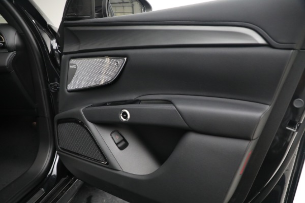 New 2023 Maserati Grecale GT for sale $70,347 at Bentley Greenwich in Greenwich CT 06830 22