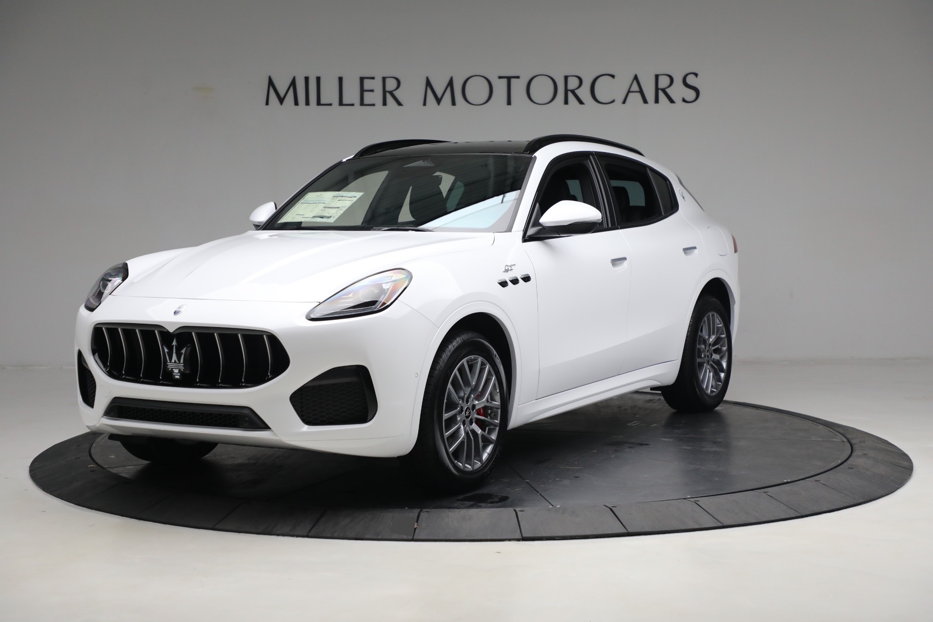 New 2023 Maserati Grecale GT for sale $71,497 at Bentley Greenwich in Greenwich CT 06830 1