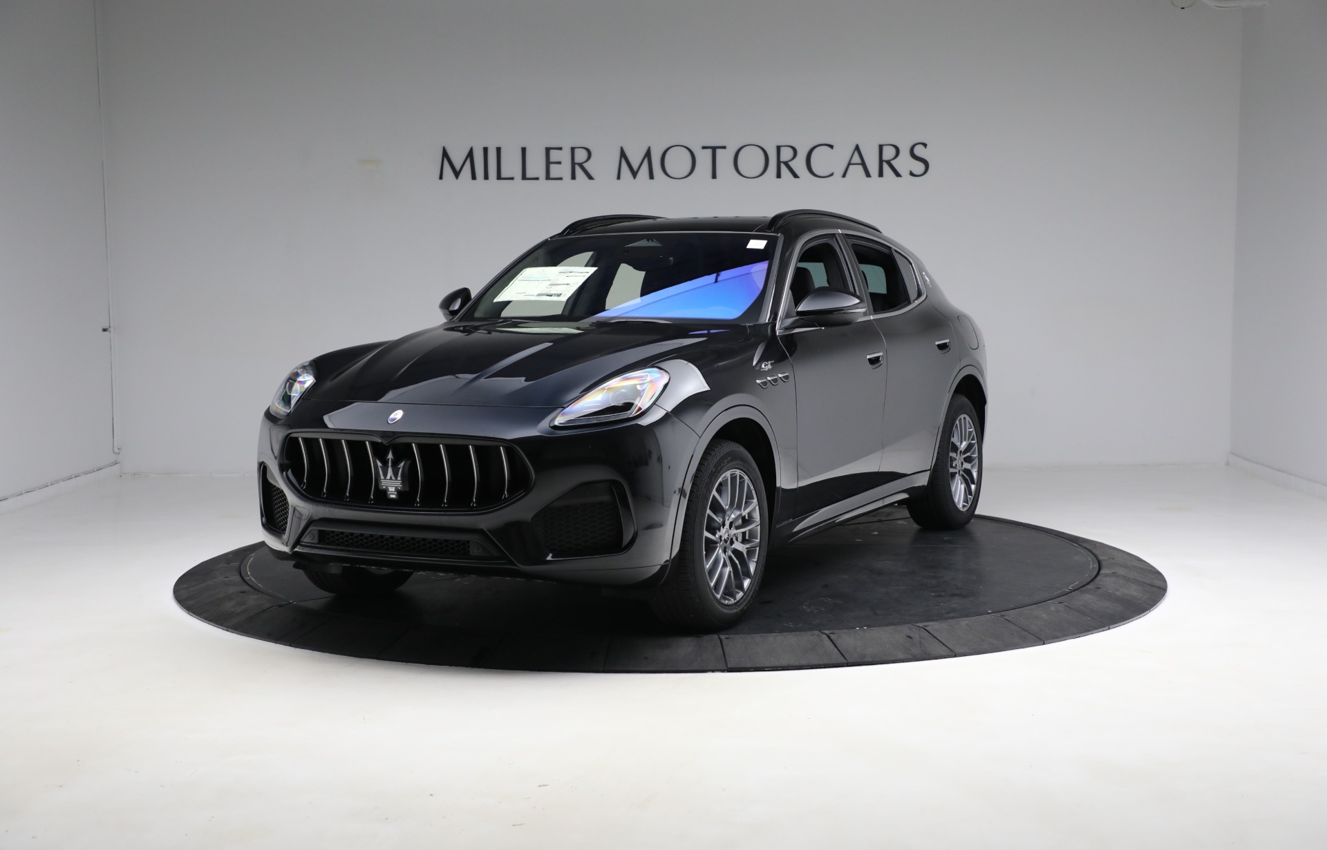 New 2023 Maserati Grecale GT for sale $70,347 at Bentley Greenwich in Greenwich CT 06830 1