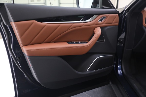 New 2023 Maserati Levante Modena for sale Sold at Bentley Greenwich in Greenwich CT 06830 13