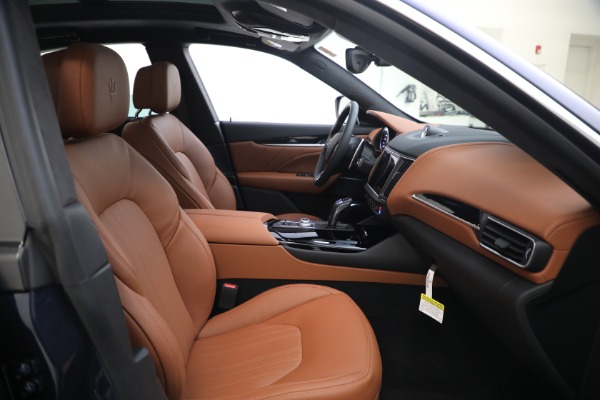 New 2023 Maserati Levante Modena for sale Sold at Bentley Greenwich in Greenwich CT 06830 19
