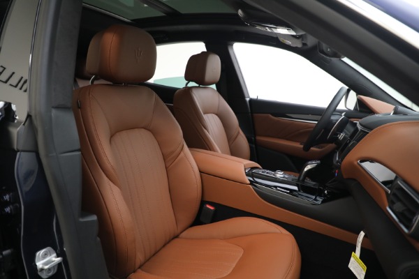 New 2023 Maserati Levante Modena for sale Sold at Bentley Greenwich in Greenwich CT 06830 20