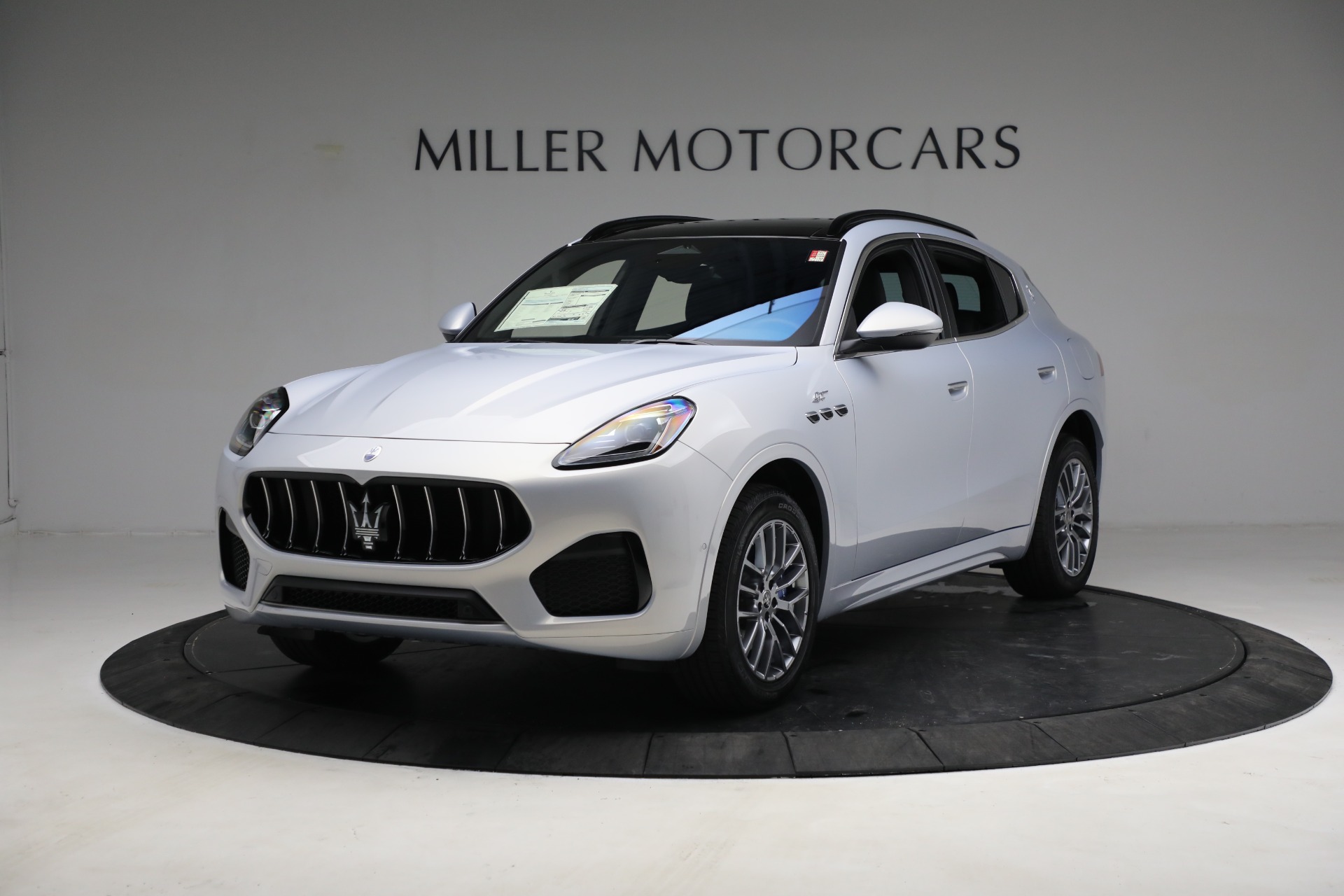 New 2023 Maserati Grecale GT for sale $70,197 at Bentley Greenwich in Greenwich CT 06830 1