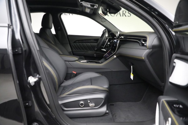 New 2023 Maserati Grecale Modena for sale $86,457 at Bentley Greenwich in Greenwich CT 06830 14