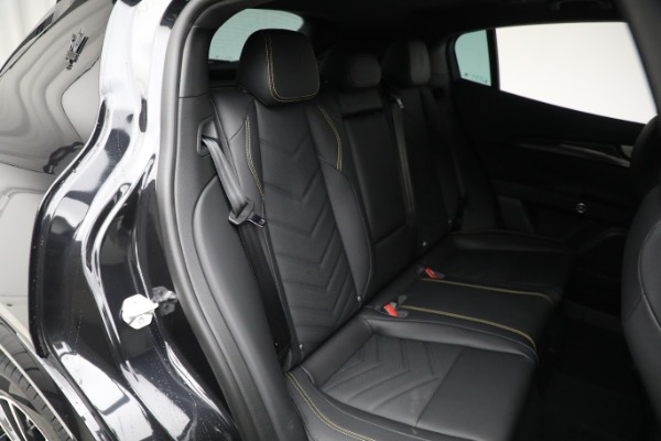 New 2023 Maserati Grecale Modena for sale $86,457 at Bentley Greenwich in Greenwich CT 06830 19