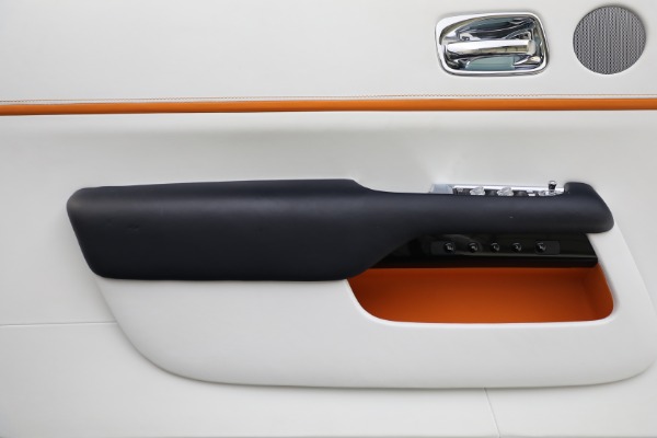 Used 2019 Rolls-Royce Dawn for sale $329,900 at Bentley Greenwich in Greenwich CT 06830 28