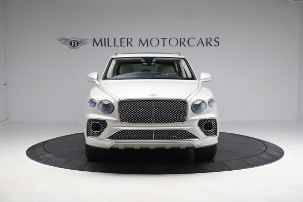 Used 2022 Bentley Bentayga V8 for sale $205,900 at Bentley Greenwich in Greenwich CT 06830 14