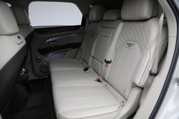 Used 2022 Bentley Bentayga V8 for sale Sold at Bentley Greenwich in Greenwich CT 06830 24