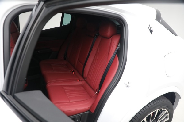 New 2023 Maserati Grecale Modena for sale $85,497 at Bentley Greenwich in Greenwich CT 06830 19