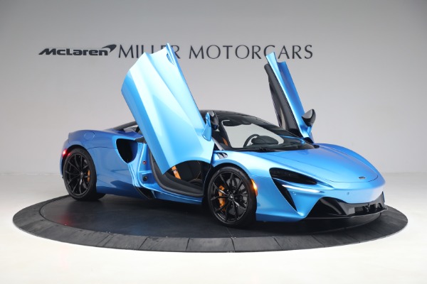 Used 2023 McLaren Artura TechLux for sale Call for price at Bentley Greenwich in Greenwich CT 06830 18