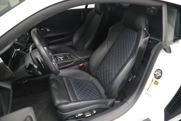 Used 2018 Audi R8 5.2 quattro V10 Plus for sale Sold at Bentley Greenwich in Greenwich CT 06830 14