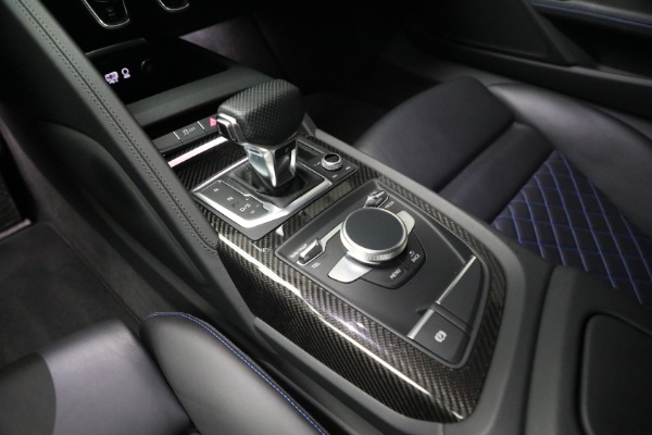 Used 2018 Audi R8 5.2 quattro V10 Plus for sale Sold at Bentley Greenwich in Greenwich CT 06830 15