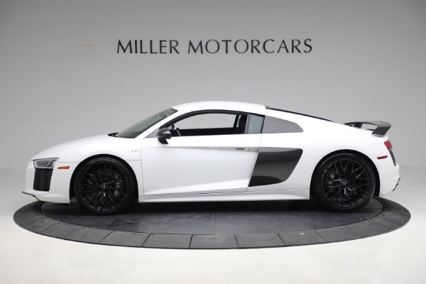 Used 2018 Audi R8 5.2 quattro V10 Plus for sale Sold at Bentley Greenwich in Greenwich CT 06830 3