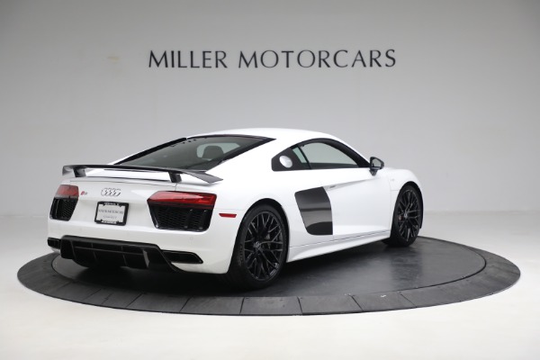 Used 2018 Audi R8 5.2 quattro V10 Plus for sale Sold at Bentley Greenwich in Greenwich CT 06830 7