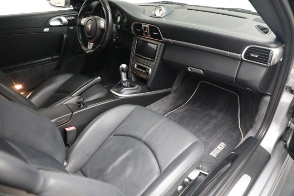 Used 2007 Porsche 911 Turbo for sale $117,900 at Bentley Greenwich in Greenwich CT 06830 24