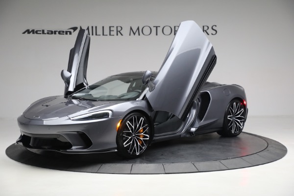 New 2023 McLaren GT for sale $216,098 at Bentley Greenwich in Greenwich CT 06830 13