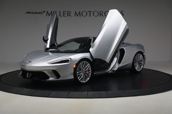 Used 2023 McLaren GT Luxe for sale $175,900 at Bentley Greenwich in Greenwich CT 06830 15