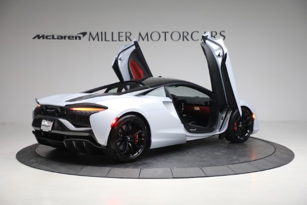 New 2023 McLaren Artura TechLux for sale Sold at Bentley Greenwich in Greenwich CT 06830 15