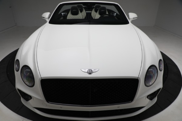 Used 2022 Bentley Continental GTC Speed for sale $327,900 at Bentley Greenwich in Greenwich CT 06830 21