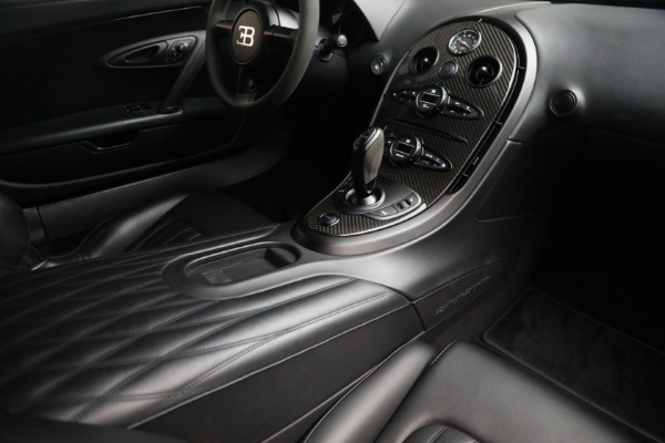 Used 2012 Bugatti Veyron 16.4 Super Sport for sale $3,350,000 at Bentley Greenwich in Greenwich CT 06830 25