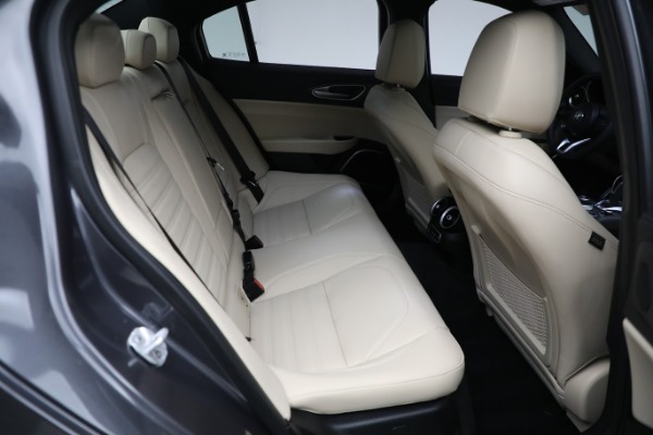 New 2023 Alfa Romeo Giulia Ti Lusso for sale $50,370 at Bentley Greenwich in Greenwich CT 06830 17