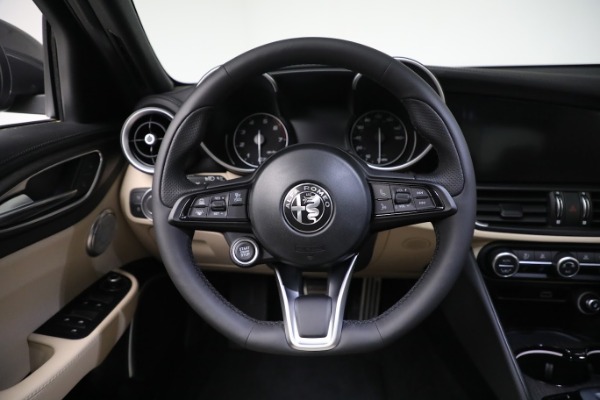 New 2023 Alfa Romeo Giulia Ti Lusso for sale $50,370 at Bentley Greenwich in Greenwich CT 06830 23