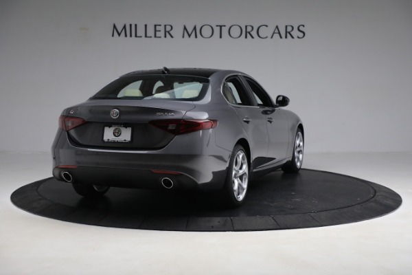 New 2023 Alfa Romeo Giulia Ti Lusso for sale $50,370 at Bentley Greenwich in Greenwich CT 06830 7