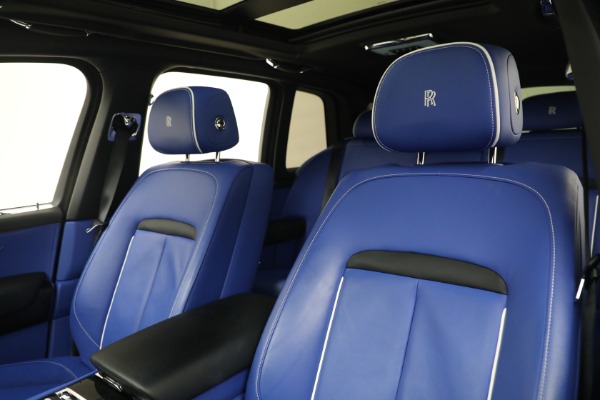 Used 2022 Rolls-Royce Cullinan for sale $359,900 at Bentley Greenwich in Greenwich CT 06830 18