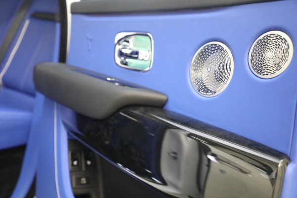 Used 2022 Rolls-Royce Cullinan for sale $344,900 at Bentley Greenwich in Greenwich CT 06830 26