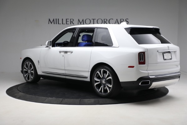 Used 2022 Rolls-Royce Cullinan for sale $344,900 at Bentley Greenwich in Greenwich CT 06830 8