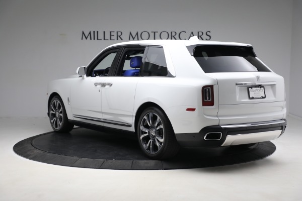 Used 2022 Rolls-Royce Cullinan for sale $344,900 at Bentley Greenwich in Greenwich CT 06830 9