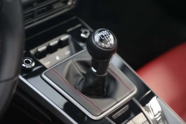 Used 2020 Porsche 911 Carrera 4S for sale Sold at Bentley Greenwich in Greenwich CT 06830 20