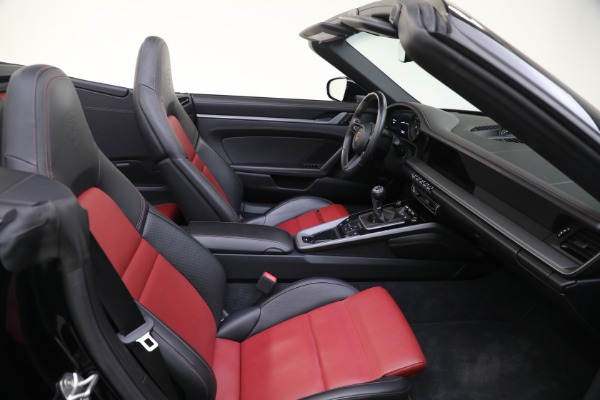 Used 2020 Porsche 911 Carrera 4S for sale Sold at Bentley Greenwich in Greenwich CT 06830 26