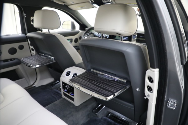 Used 2022 Rolls-Royce Ghost for sale $365,900 at Bentley Greenwich in Greenwich CT 06830 24