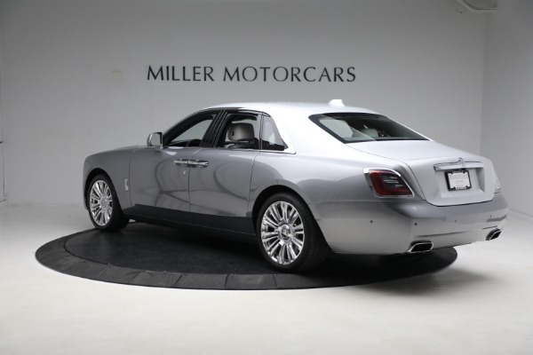 Used 2022 Rolls-Royce Ghost for sale $365,900 at Bentley Greenwich in Greenwich CT 06830 8