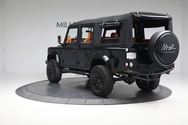 Used 1993 Land Rover Defender 110 for sale $179,900 at Bentley Greenwich in Greenwich CT 06830 5