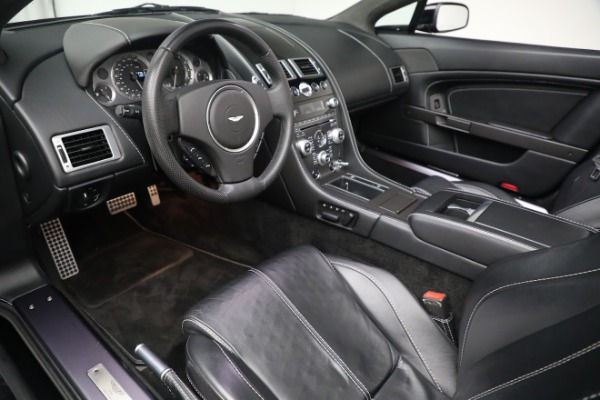 Used 2009 Aston Martin V8 Vantage Roadster for sale $59,900 at Bentley Greenwich in Greenwich CT 06830 19