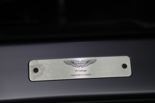 Used 2009 Aston Martin V8 Vantage Roadster for sale Sold at Bentley Greenwich in Greenwich CT 06830 27