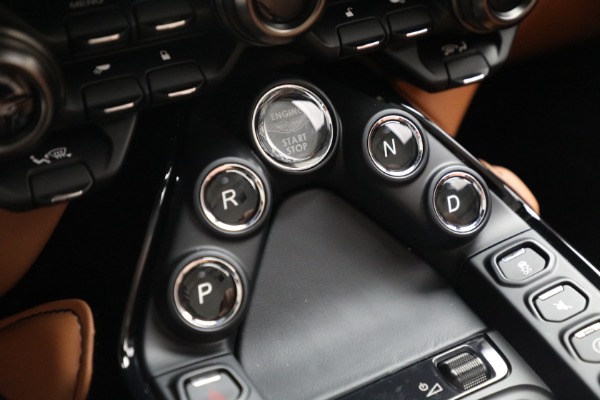 New 2023 Aston Martin Vantage V8 for sale $201,486 at Bentley Greenwich in Greenwich CT 06830 26