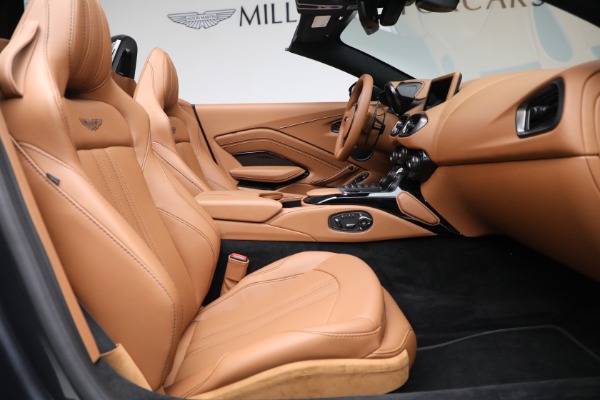 New 2023 Aston Martin Vantage V8 for sale Sold at Bentley Greenwich in Greenwich CT 06830 28