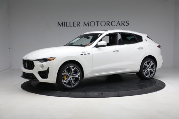 New 2023 Maserati Levante Modena for sale Sold at Bentley Greenwich in Greenwich CT 06830 2