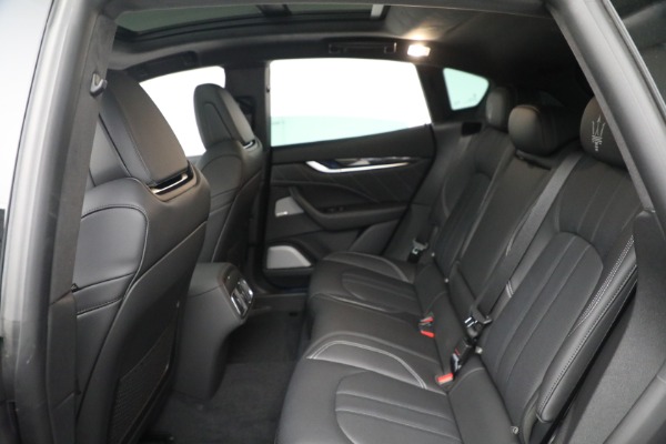 New 2023 Maserati Levante Modena S for sale $118,900 at Bentley Greenwich in Greenwich CT 06830 25